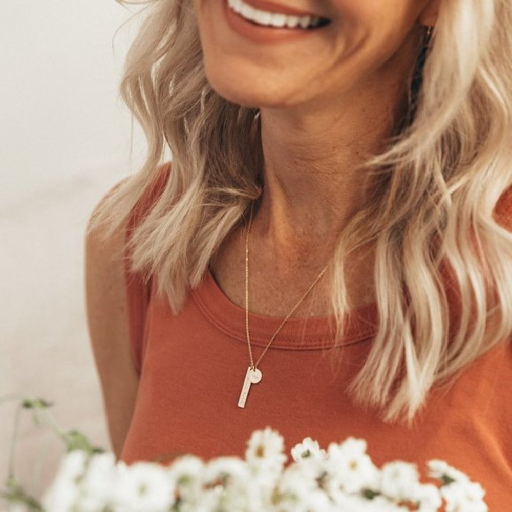 “Motherly Love” Mama Bear Pendant Layered Necklace - Picture 4 of 13